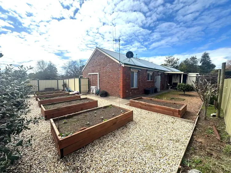 Fifth view of Homely townhouse listing, 2/1 Shadforth Street, Benalla VIC 3672
