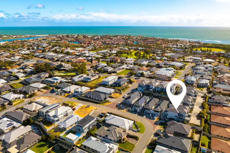 6/26 Caspian Drive, Wannanup WA 6210