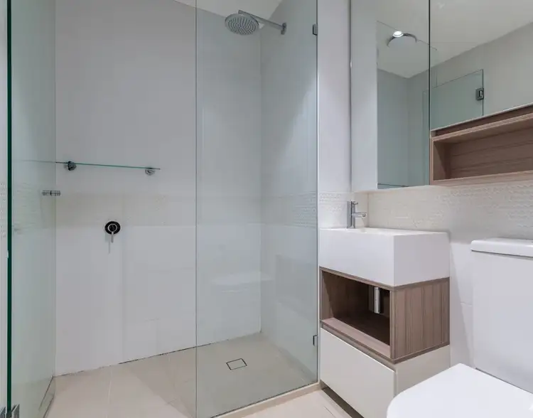 Fifth view of Homely apartment listing, 604/140 Dudley Street, West Melbourne VIC 3003