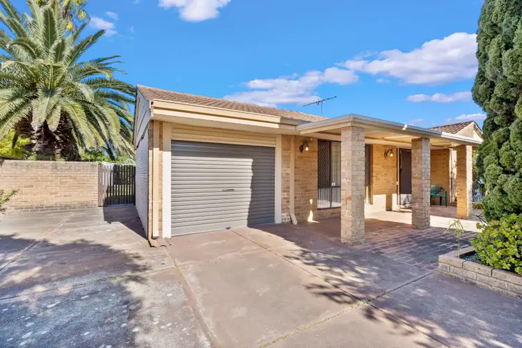 12 Bluejay Gardens, Ballajura WA 6066