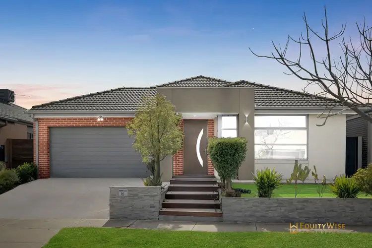 16 Papas View, Wyndham Vale VIC 3024