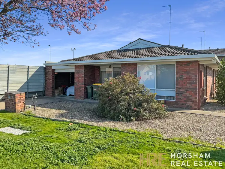 2/10 Gleed Street, Horsham VIC 3400