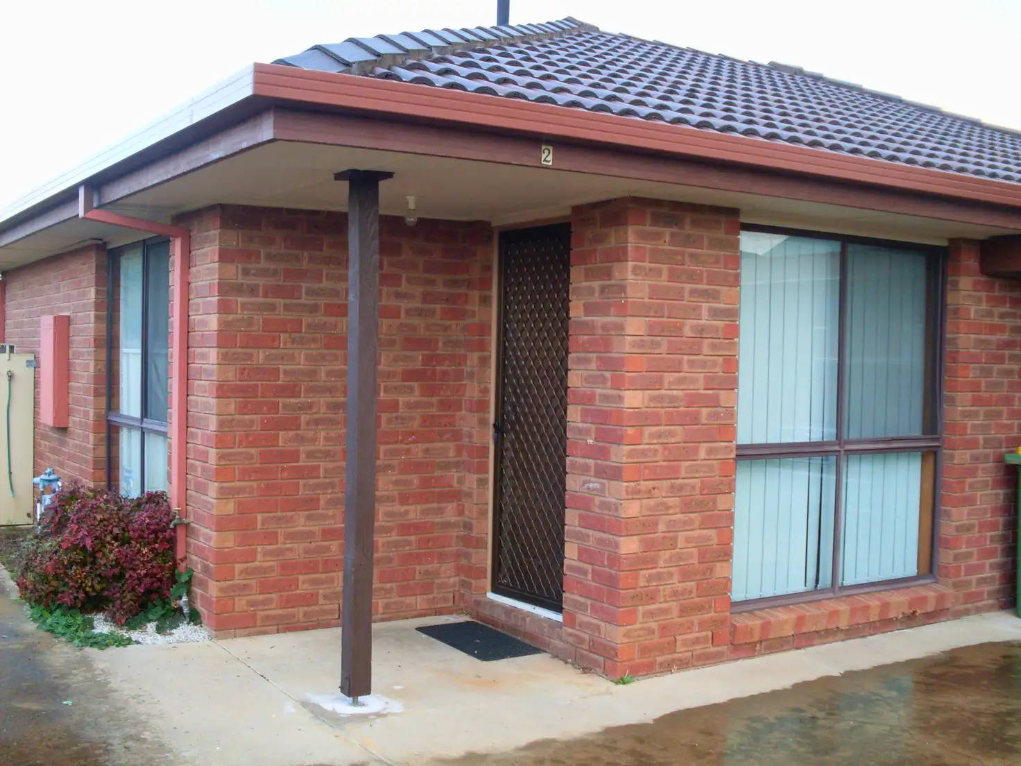 Main view of Homely unit listing, 2/51 MAYFAIR DRIVE, West Wodonga VIC 3690