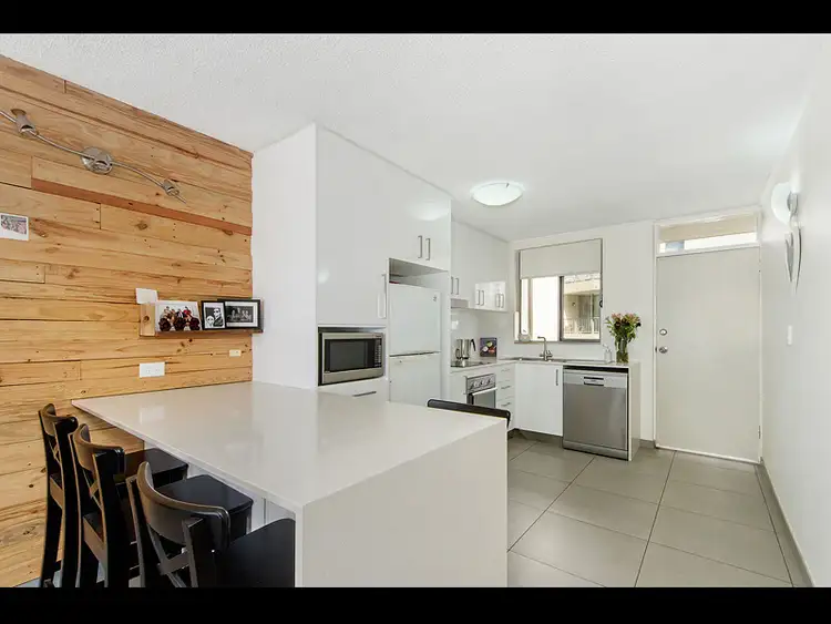 12/120 The Esplanade, Surfers Paradise QLD 4217