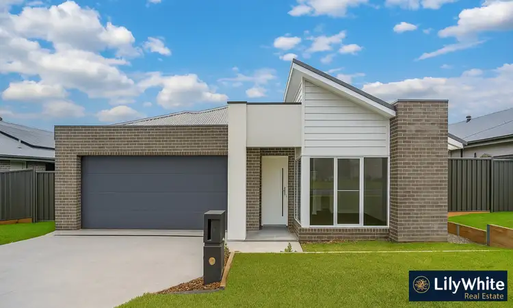 Main view of Homely house listing, 33 Hewitt Road, Lochinvar NSW 2321