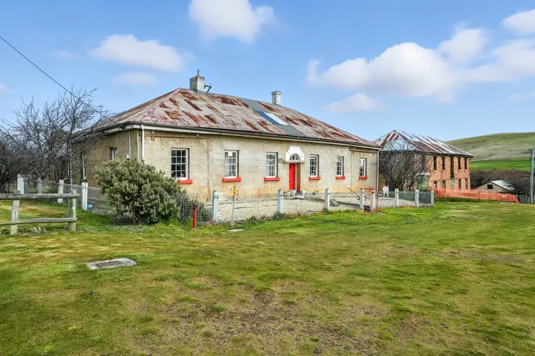 7 George Street, Hamilton TAS 7140