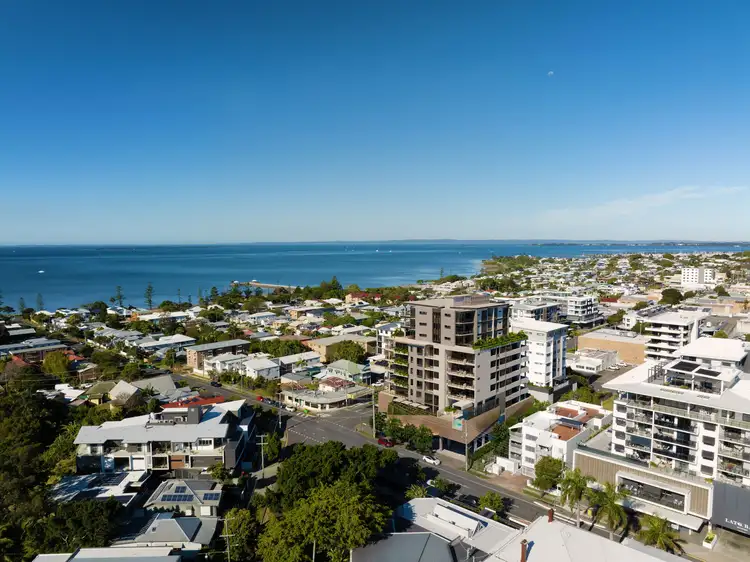 305/35 BAY TERRACE, Wynnum QLD 4178