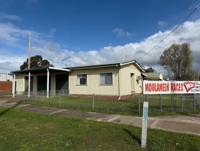 19 BROUGHAM STREET, Moulamein NSW 2733