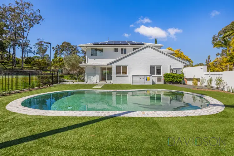 6 Ewingar Court, Helensvale QLD 4212