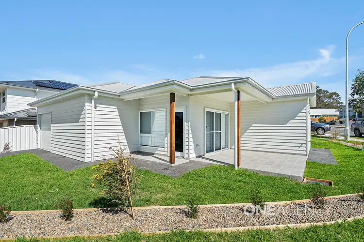 33 Wirraway Boulevard, Badagarang NSW 2540
