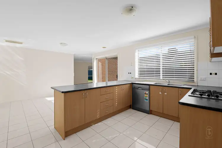 7 Ironbark Circuit
