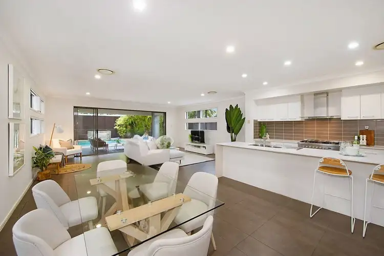 119 Raceview Avenue, Hendra QLD 4011