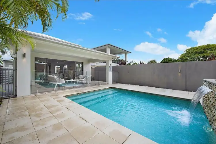 119 Raceview Avenue, Hendra QLD 4011