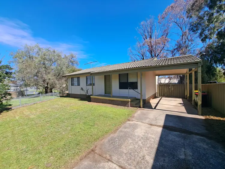 8 Cyprus Place, West Albury NSW 2640