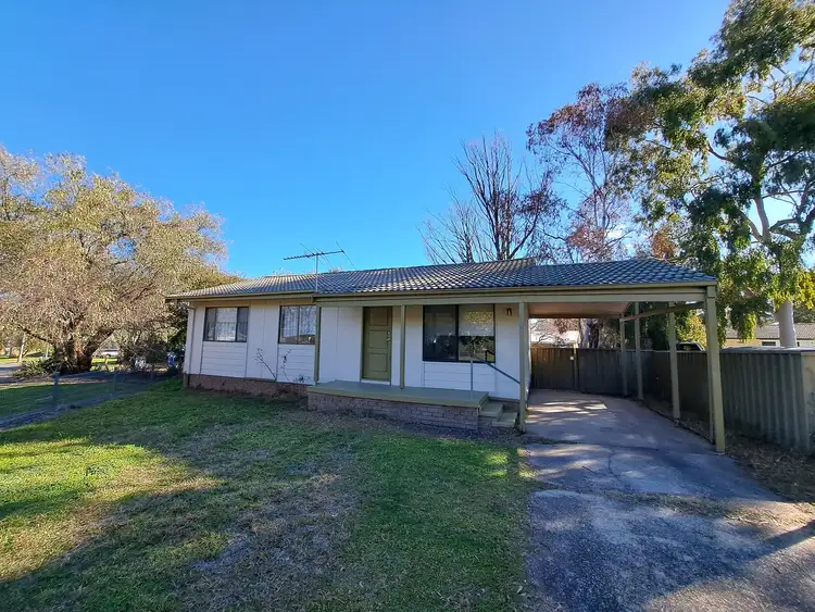 8 Cyprus Place, West Albury NSW 2640