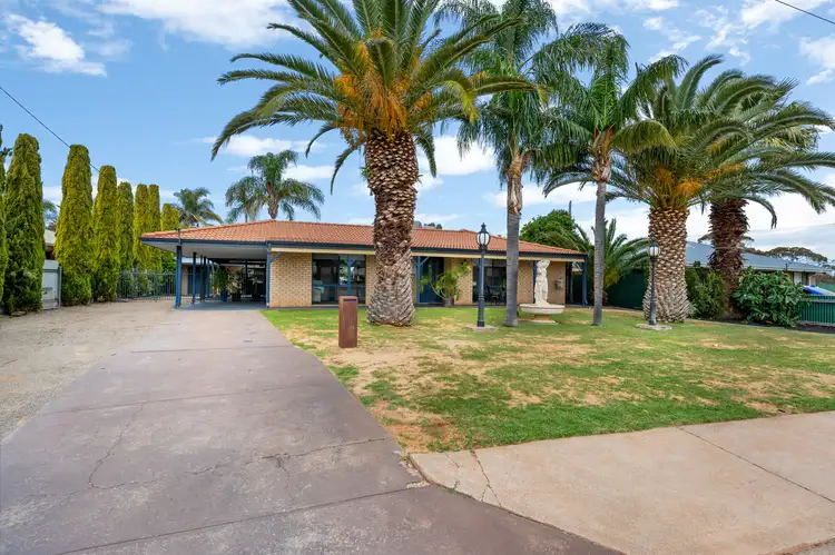 32 Burkett Drive, Hannans WA 6430