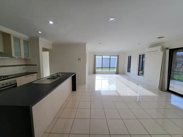 Fourth view of Homely house listing, 25 Kurrajong Crescent, West Albury NSW 2640