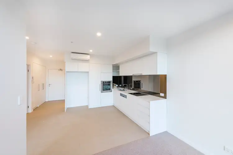 30807/300 Old Cleveland Road, Coorparoo QLD 4151