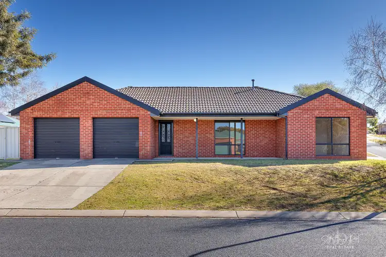 73 NIGHTINGALE AVENUE, Wodonga VIC 3690
