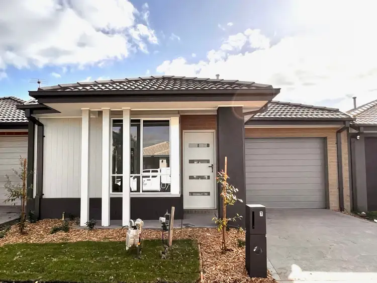 7 Donnan Street, Thornhill Park VIC 3335