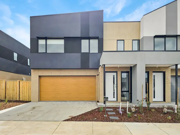 17 Consaw Street, Armstrong Creek VIC 3217