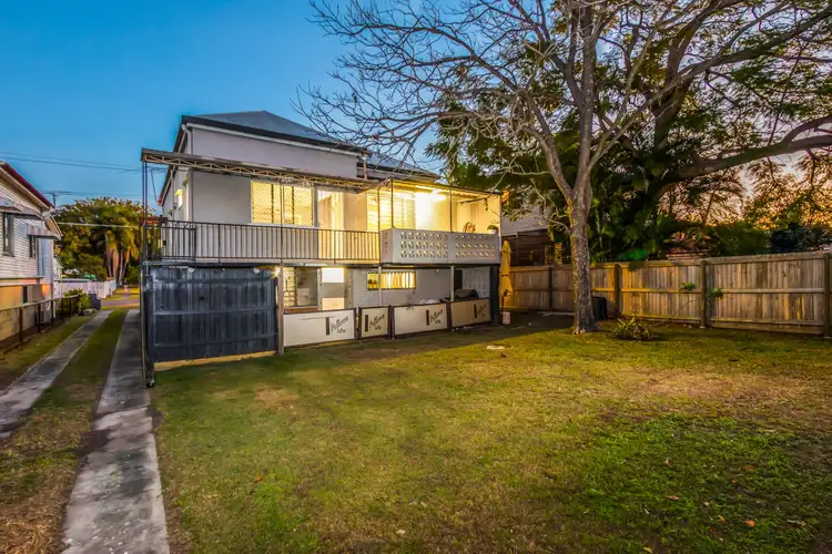 32 Jackson Street, Hamilton QLD 4007