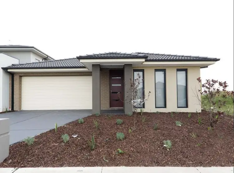 29 Jaylie Street, Clyde North VIC 3978