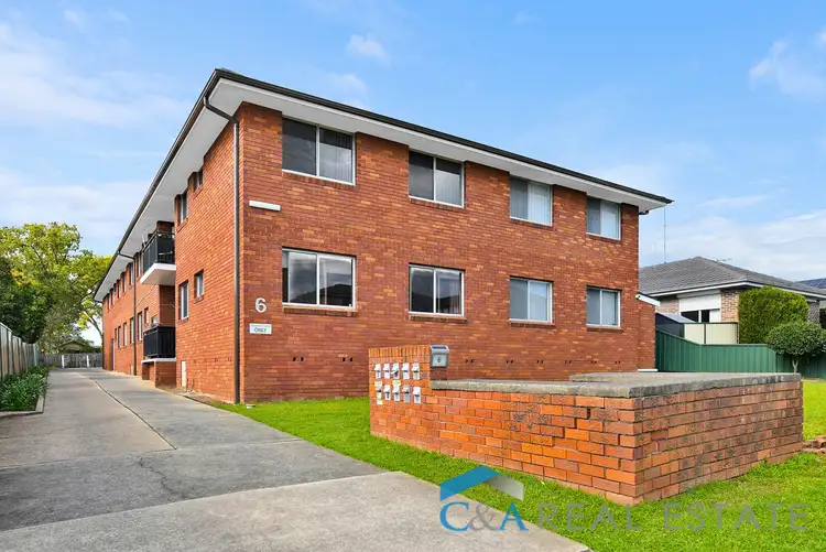 3/6 Reddall Street, Campbelltown NSW 2560