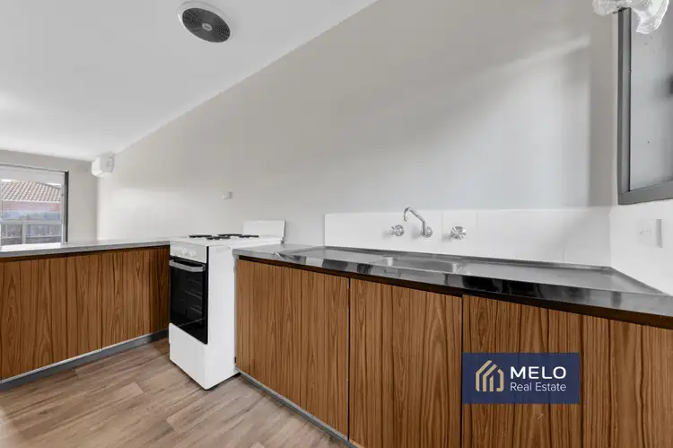 Fifth view of Homely unit listing, 1/28 Minogue Crescent, Hoppers Crossing VIC 3029