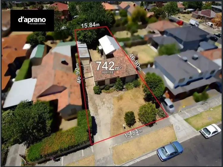 2 Downs Street, Pascoe Vale VIC 3044