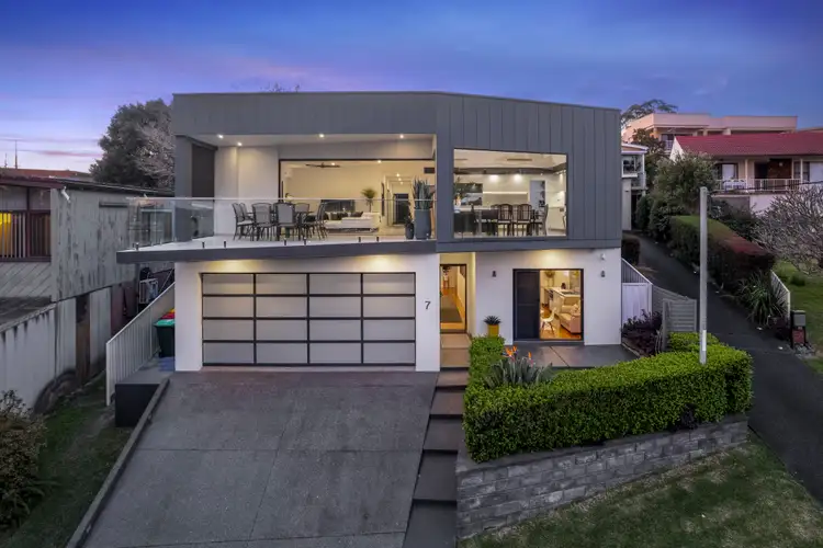 7 Morse Street, Speers Point NSW 2284