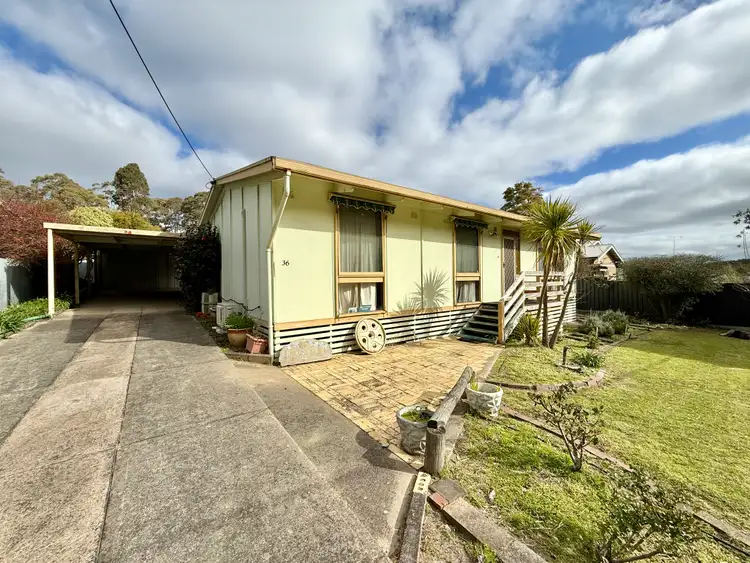 36 Thomas Drive, Mount Burr SA 5279