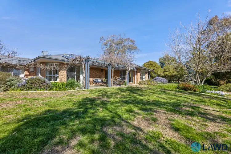 16 Shearsby Crescent, Yass NSW 2582