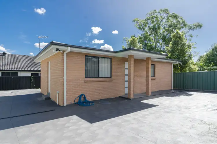 35a Ashcroft Avenue, Casula NSW 2170