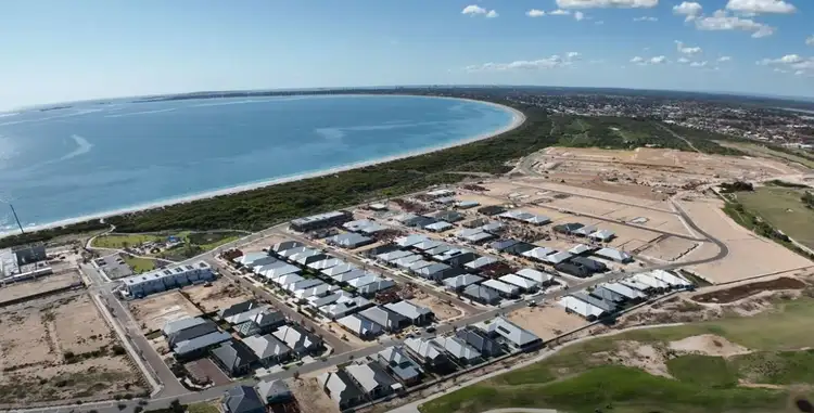 16 Mainmast Way, Port Kennedy WA 6172