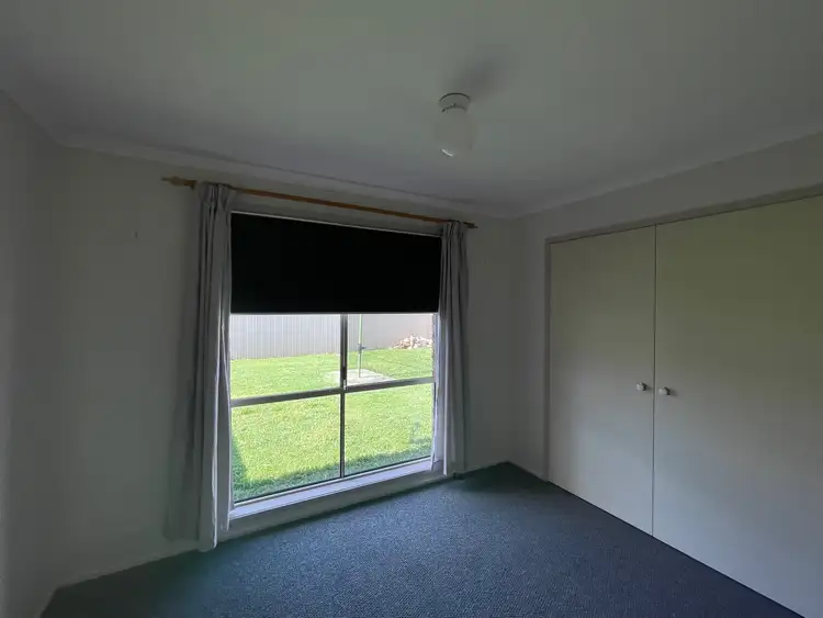 Seventh view of Homely house listing, 4 Sturtvale Court, West Albury NSW 2640