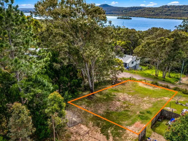 24 Highland Ridge Road, Russell Island QLD 4184