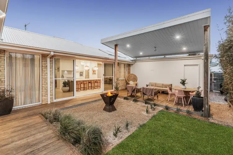 30 Naturaliste Way, Armstrong Creek VIC 3217