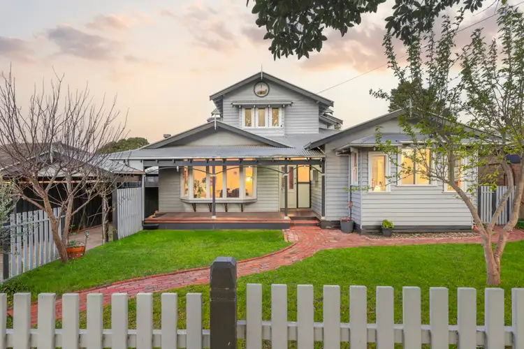 15 Murray Street, Highton VIC 3216