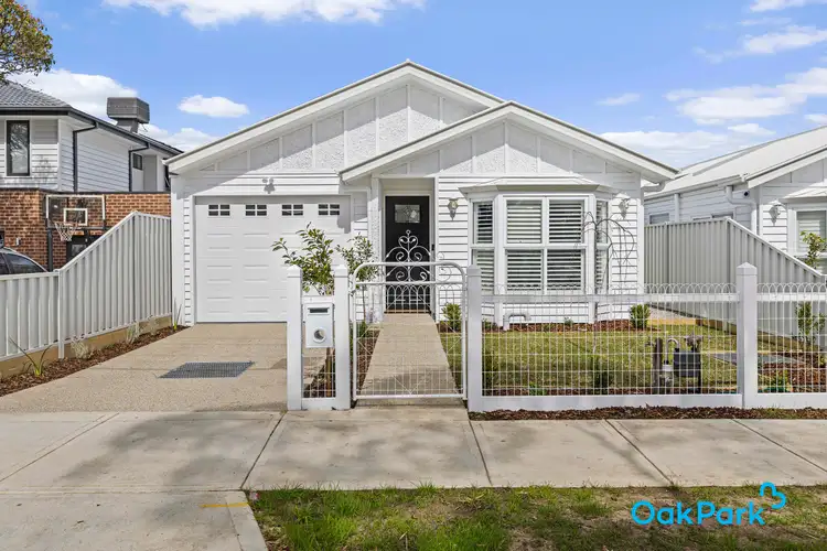 11A Malcolm Street, Oak Park VIC 3046