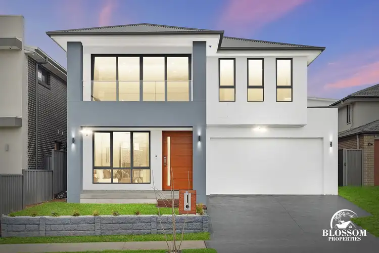 28 Hookins Avenue, Marsden Park NSW 2765
