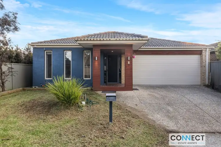 9 Reynard Place, Cranbourne East VIC 3977