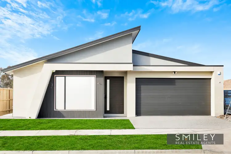 Second view of Homely house listing, 40 Muckross rd, Wollert VIC 3750