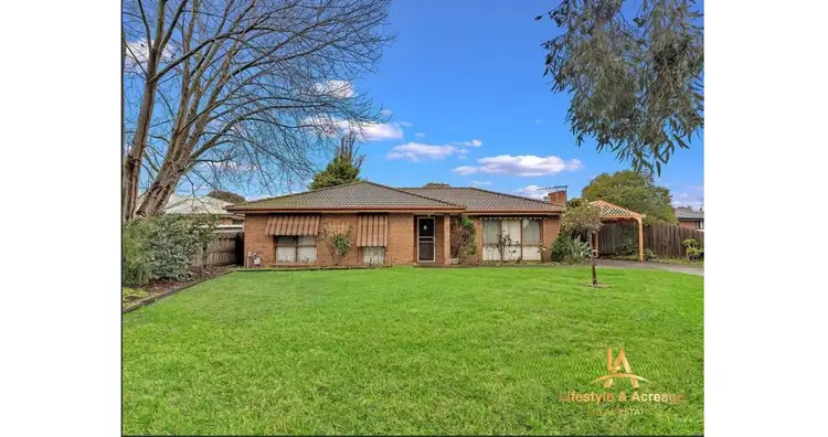 4 Caitlyn Court, Cranbourne North VIC 3977