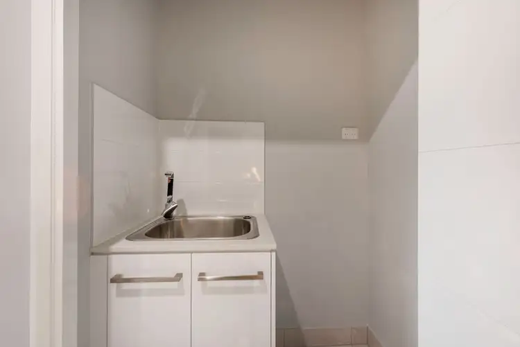 Fourth view of Homely unit listing, 2/47 Gostwyck Street, Newtown QLD 4350