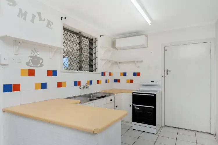 Sixth view of Homely semi-detached listing, 39 Landsborough Street, North Ward QLD 4810