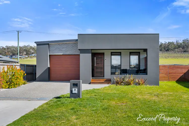 31 Hallett Drive, Rokeby TAS 7019