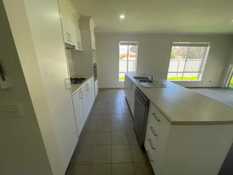 Fifth view of Homely house listing, 14 Bevington Bend, Lavington NSW 2641