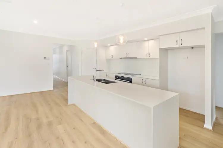 27 Cadenza Way, Palmview QLD 4553
