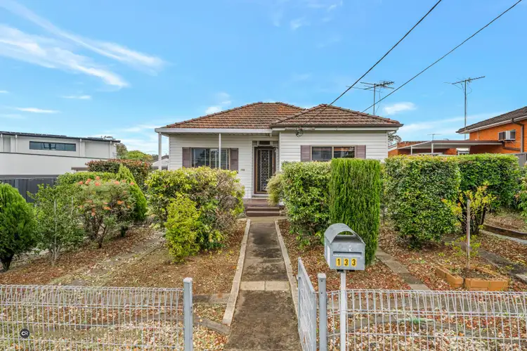 133 Braeside Road, Greystanes NSW 2145